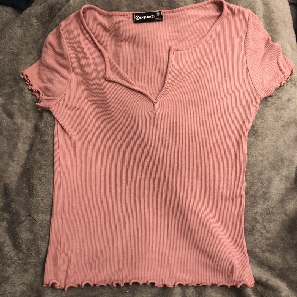🌺 Baby Pink Lettuce Hem Top
